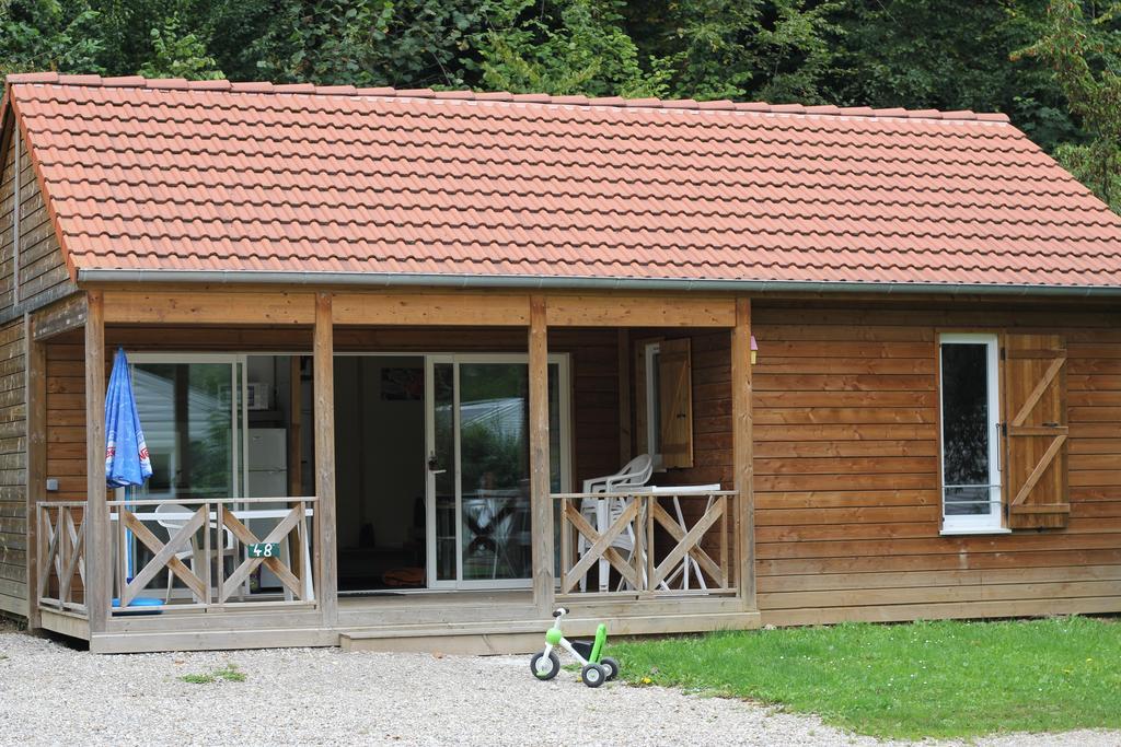 Camping Le Val De Trie Behen Exterior photo